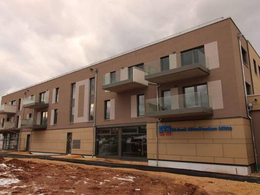 Wohnung zur Miete - Erstbezug 1.065 € 3 Zimmer 92,5 m² 2. Geschoss frei ab sofort Spalt 91174