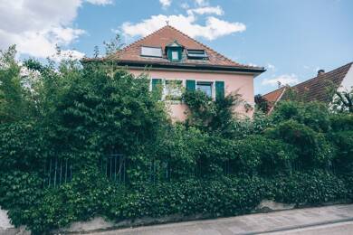 Haus zum Kauf 490.000 € 10 Zimmer 186 m² 703 m² Grundstück frei ab sofort Mutterstadt 67112
