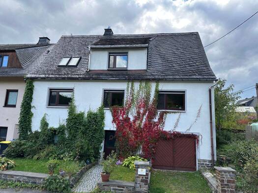 Doppelhaushälfte zum Kauf 275.000 € 6 Zimmer 151,4 m² 1.159 m² Grundstück Floßplatz Wolkenstein 09429