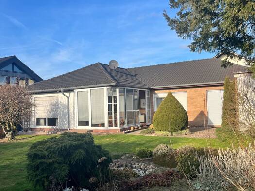 Bungalow zur Miete 1.400 € 5 Zimmer 140 m² 750 m² Grundstück frei ab sofort Elsen Paderborn 33106