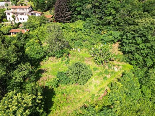 Grundstück zum Kauf 390.000 € 4.420 m² Grundstück Baugenehmigung vorhanden frei ab sofort Via Monterosso Verbania 28922