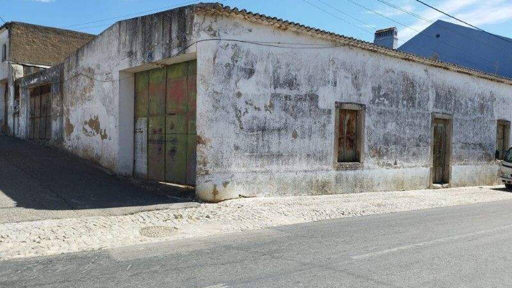 Haus zum Kauf 70.000 € 518 m² 518 m² Grundstück Santarém