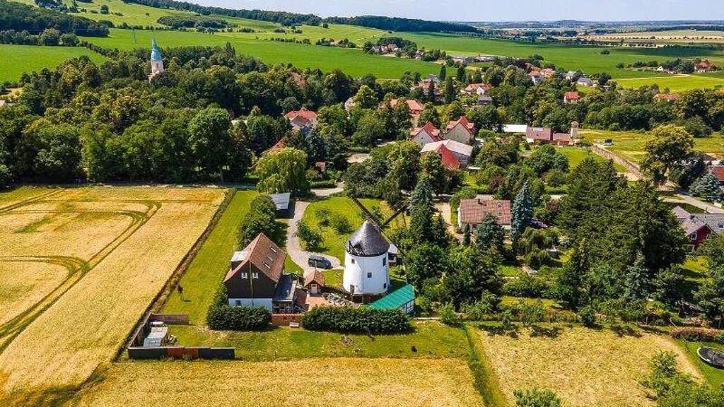 Hotel zum Kauf 580.000 € 11 Zimmer 286 m² Gastrofläche 4.671 m² Grundstück Sohland 02894