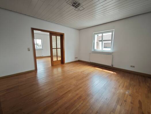 Wohnung zur Miete 690 € 3 Zimmer 82 m² 1. Geschoss Erbach Homburg 66424