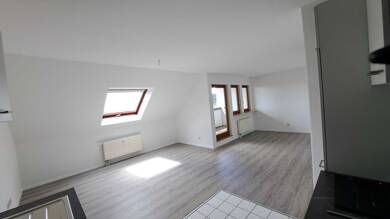 Wohnung zur Miete 450 € 2 Zimmer 48 m² Geschoss 3/3 frei ab sofort Bitz 72475
