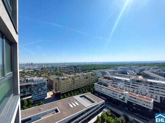 Wohnung zur Miete 718 € 1,5 Zimmer 46,2 m² 15. Geschoss frei ab sofort Laaer-Berg-Straße Favoriten 1100