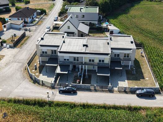 Reihenmittelhaus zum Kauf - Erstbezug 340.000 € 5 Zimmer 116 m² Rennersdorfer Straße Ober-Grafendorf 3200