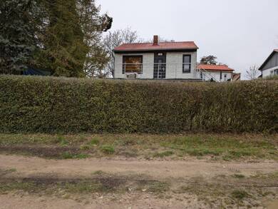Haus zum Kauf 67.000 € 50 m² 450 m² Grundstück frei ab sofort Lebehn Krackow 17329