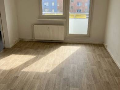 Wohnung zur Miete 370 € 3 Zimmer 57,3 m² 3. Geschoss frei ab sofort Ziolkowskistraße 59 Mueßer Holz Schwerin 19063