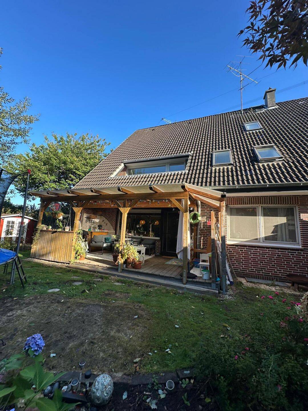 Tolle 3 Zimmer EG-Wohnung mit Terrasse und großem Garten in Norderstedt-Glashütte zu vermieten !!!
