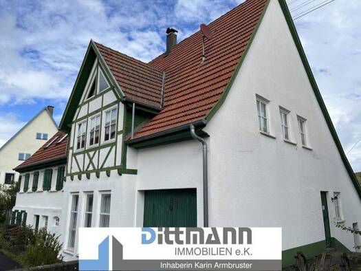 Haus zum Kauf 225.000 € 8 Zimmer 261 m² 509 m² Grundstück Hossingen Meßstetten 72469