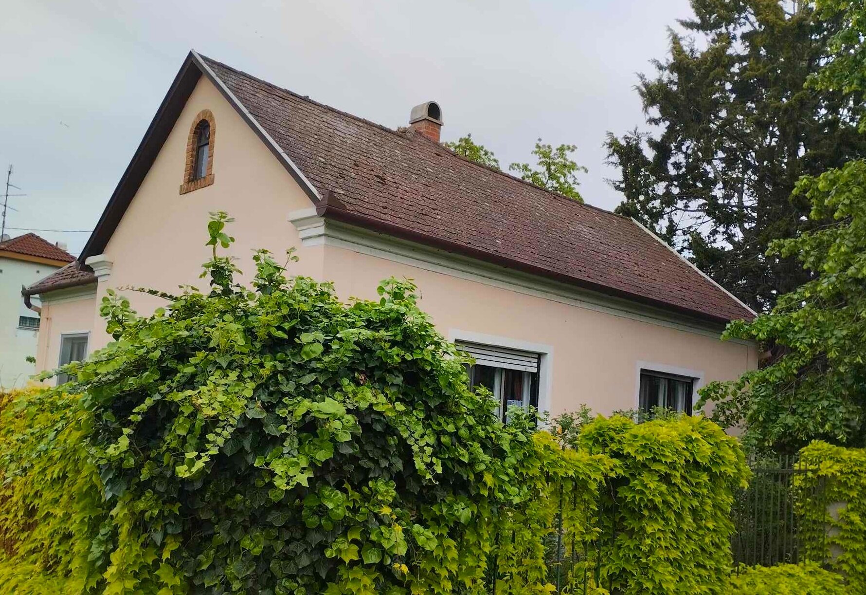 Bungalow zum Kauf provisionsfrei 125.000 € 2 Zimmer 90 m²<br/>Wohnfläche 900 m²<br/>Grundstück ab sofort<br/>Verfügbarkeit Lipót 9233