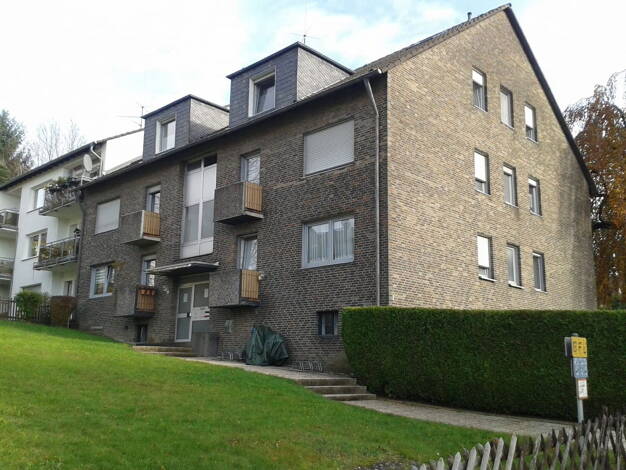 Mehrfamilienhaus zum Kauf provisionsfrei als Kapitalanlage geeignet 1.350.000 € 629 m² 784 m² Grundstück An der Flosswiese 2 Hilgen Burscheid Hilgen 51399