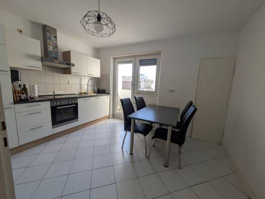 Wohnung zur Miete 530 € 2 Zimmer 69 m² frei ab 01.12.2026 Süd Ludwigshafen am Rhein 67061