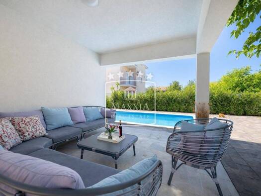 Einfamilienhaus zum Kauf 495.000 € 8 Zimmer 268 m² Privlaka Privlaka 23233