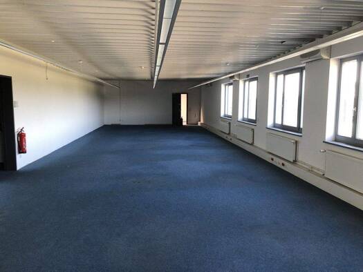 Bürofläche zur Miete 682 m² Bürofläche Thalheim Bitterfeld-Wolfen 06766