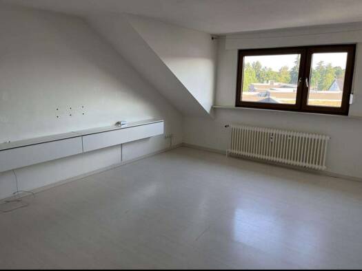 Wohnung zur Miete 900 € 3 Zimmer 94 m² Geschoss EG/1 frei ab sofort Breitwiesenring 5 Nieder-Roden Rodgau 63110