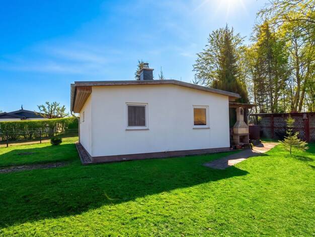 Bungalow zum Kauf 250.000 € 3 Zimmer 47,8 m² 500 m² Grundstück Neustrelitz Neustrelitz 17235