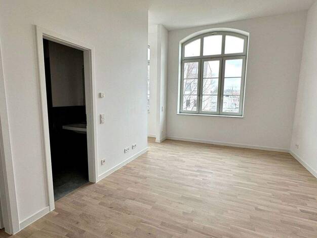 Wohnung zur Miete 480 € 2 Zimmer 56,4 m² Innenstadt Zwickau 08056