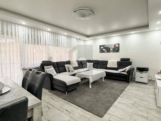 Mehrfamilienhaus zum Kauf 690.000 € 9 Zimmer 271 m² 596 m² Grundstück Aligse Lehrte 31275