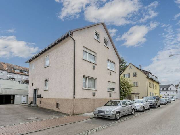 Haus zum Kauf 419.000 € 8 Zimmer 142 m² 216 m² Grundstück Stammheim Stuttgart / Stammheim 70439