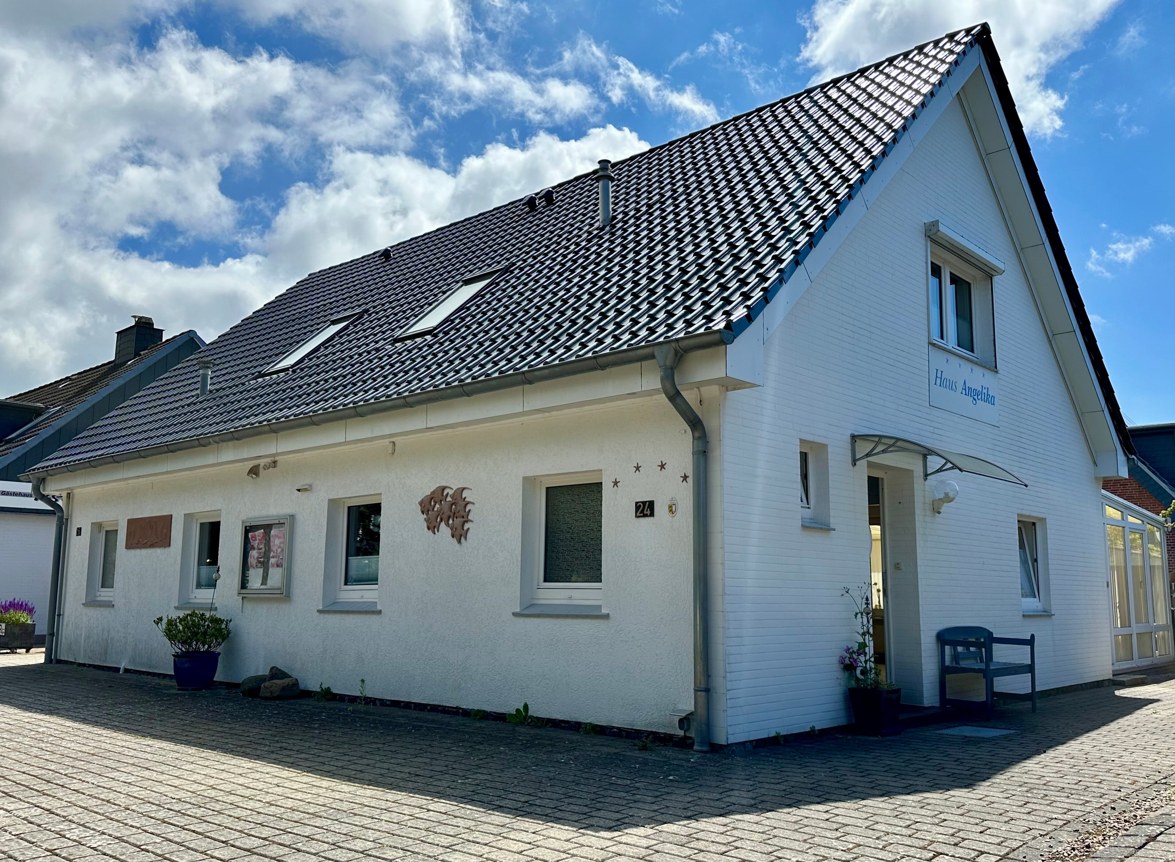 Mehrfamilienhaus zum Kauf 539.000 € 7 Zimmer 180 m²<br/>Wohnfläche 434 m²<br/>Grundstück Büsum 25761