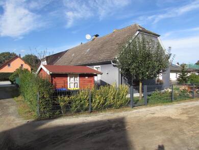 Doppelhaushälfte zum Kauf 249.000 € 3 Zimmer 100 m² 380 m² Grundstück frei ab sofort Niemtsch Senftenberg 01968