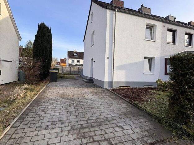 Reihenendhaus zum Kauf provisionsfrei 355.000 € 3 Zimmer 90 m² 196 m² Grundstück Cleverhofer Weg 106 Bad Schwartau 23611