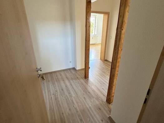 Wohnung zur Miete 218 € 2 Zimmer 42 m² Geschoss 1/2 frei ab 01.10.2026 Mittelbach Reichenbrand 09224