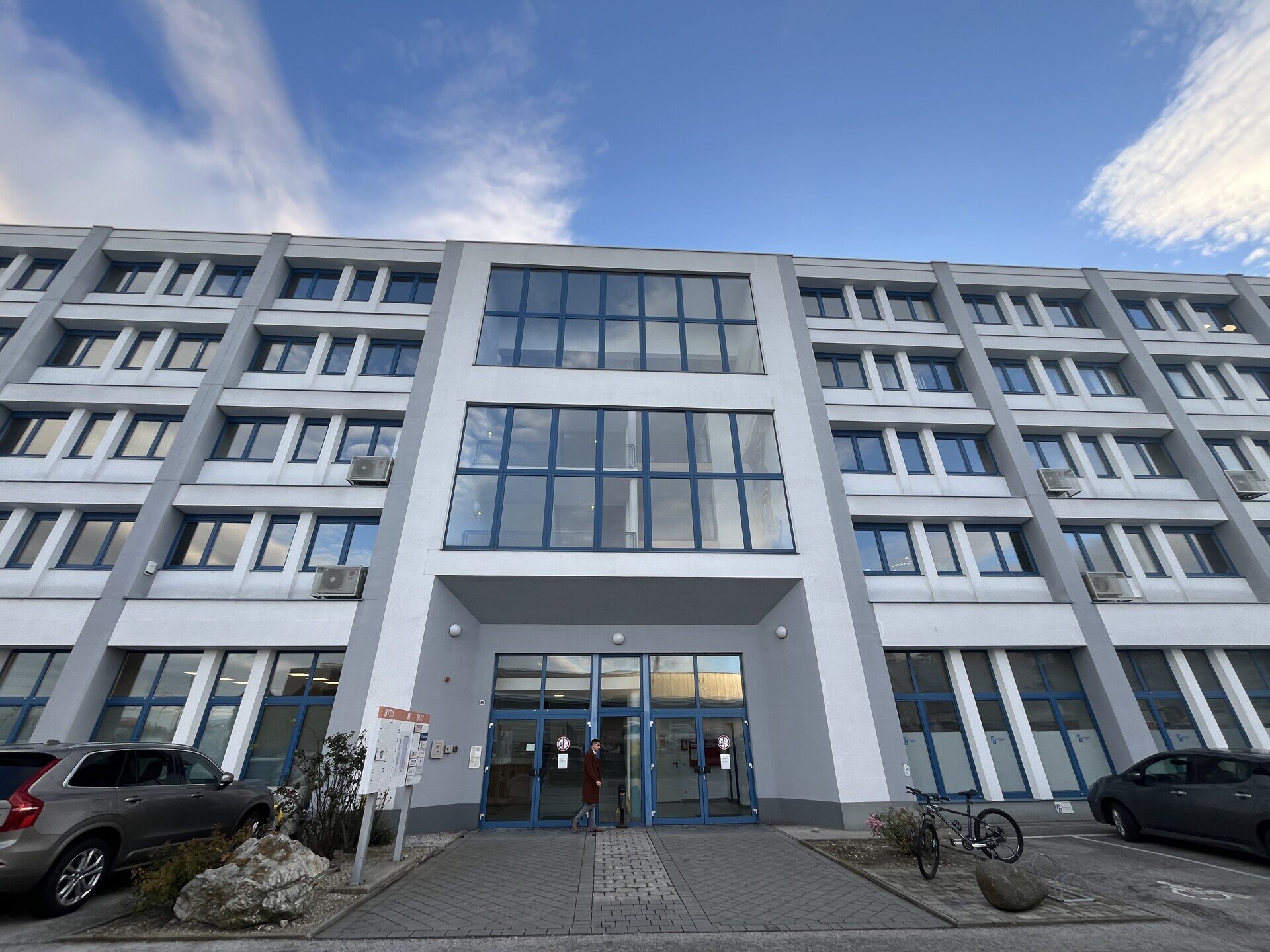 Bürofläche zur Miete 10,50 € 199,6 m²<br/>Bürofläche Wiener Neudorf 2351