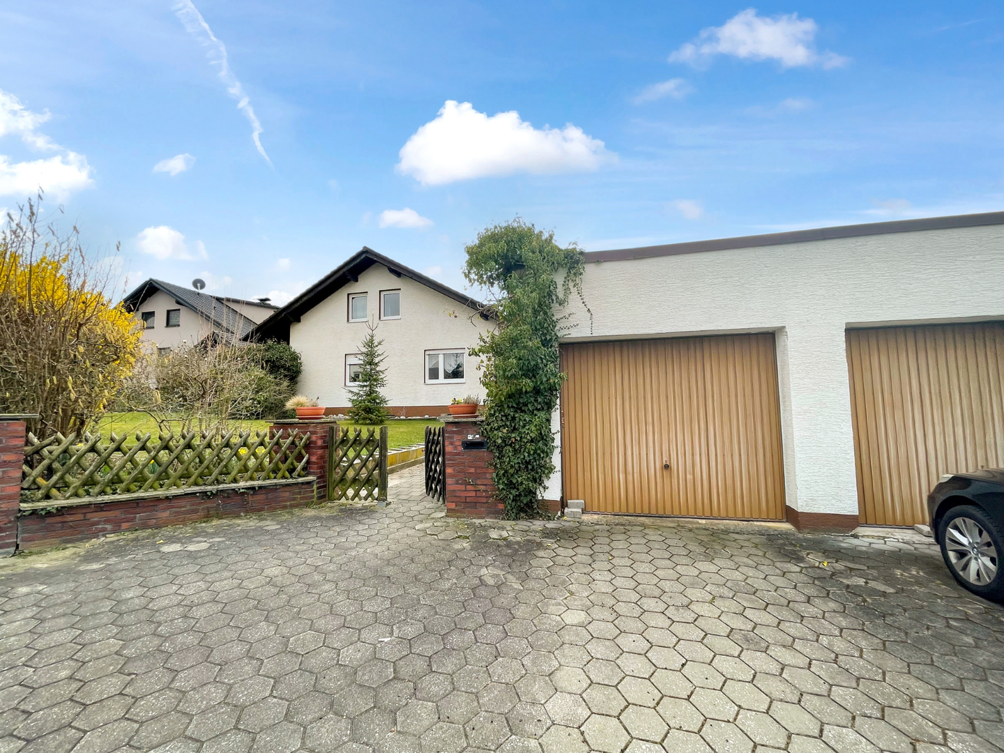 Immobilie in Strullendorf - Vielseitiges Raumwunder mit riesigem Garten – Ihr neues Zuhause in Mistendorf - Bild 1