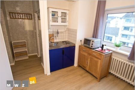 Wohnung zur Miete Wohnen auf Zeit 890 € 1 Zimmer 30 m²<br/>Wohnfläche 01.12.2024<br/>Verfügbarkeit Mörsenbroich Düsseldorf 40476