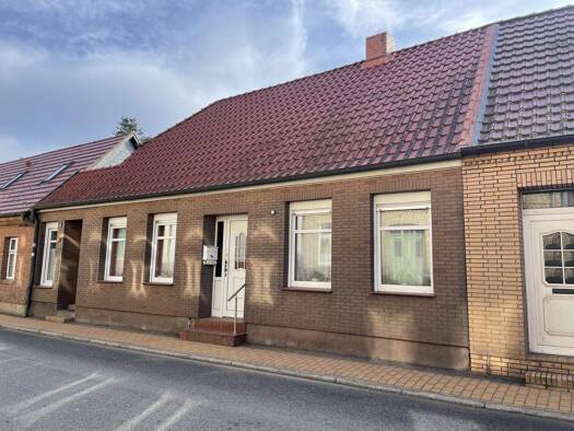 Einfamilienhaus zum Kauf 150.000 € 4 Zimmer 109 m² 174 m² Grundstück frei ab 01.01.2027 Warin Warin 19417