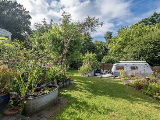 Mehrfamilienhaus zum Kauf 498.000 € 7 Zimmer 283 m² 1.002 m² Grundstück Buxtehude Buxtehude 21614