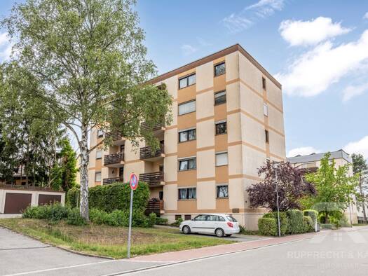 Wohnung zum Kauf 199.000 € 3 Zimmer 80 m² 4. Geschoss Burglengenfeld Burglengenfeld 93133