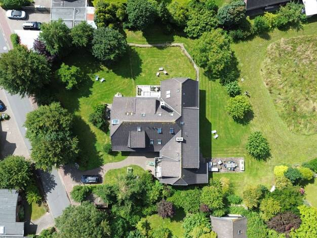 Haus zum Kauf 14 Zimmer 426 m² 2.123 m² Grundstück Büsum 25761