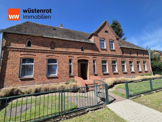 Bauernhaus zum Kauf 110.000 € 6 Zimmer 160 m² 2.327 m² Grundstück Herzfeld 19372