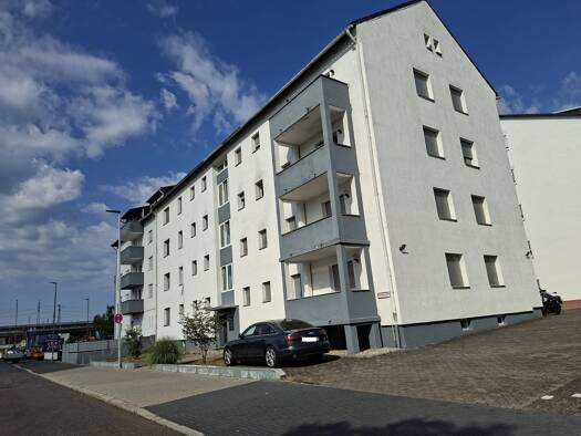 Wohnung zur Miete 1.115 € 3 Zimmer 75 m² Geschoss 1/4 frei ab 15.09.2026 Daimlerstraße 6 Hanau 63450