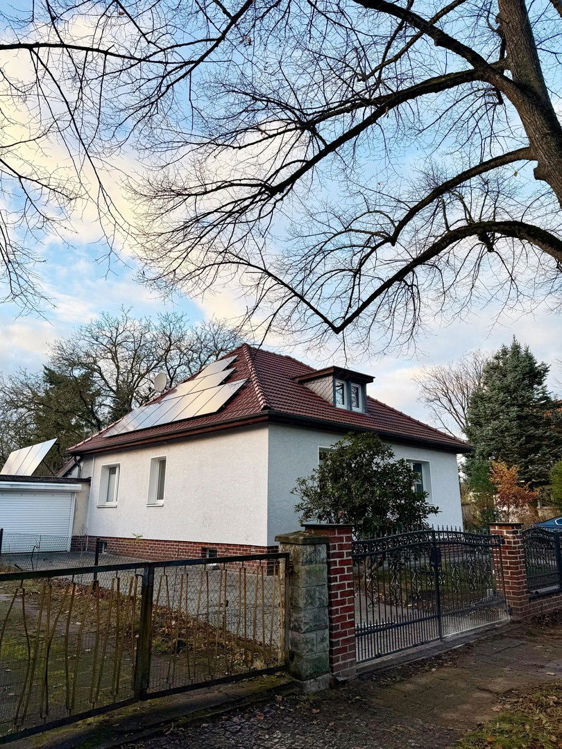 Einfamilienhaus zum Kauf provisionsfrei 895.000 € 5 Zimmer 120 m²<br/>Wohnfläche 994 m²<br/>Grundstück Hubertusstraße 27 Schöneiche bei Berlin 15566