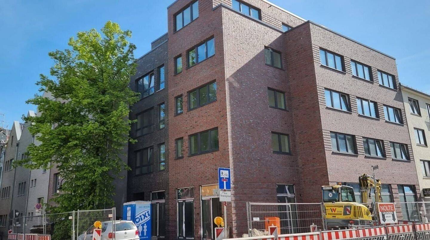 Property thumbnail 2