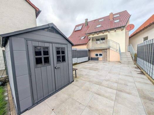 Haus zum Kauf 400.000 € 9 Zimmer 213 m² 366 m² Grundstück frei ab sofort Auingen Münsingen 72525