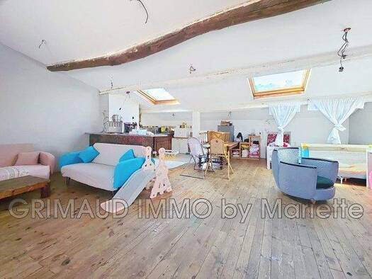Studio zum Kauf 210.000 € 3 Zimmer 91 m² 2. Geschoss La Garde-Freinet 83680