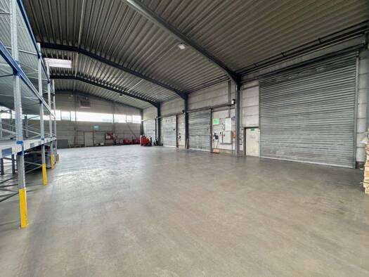 Lagerhalle zur Miete 5,50 € 1.500 m² Lagerfläche Neuwied 56564