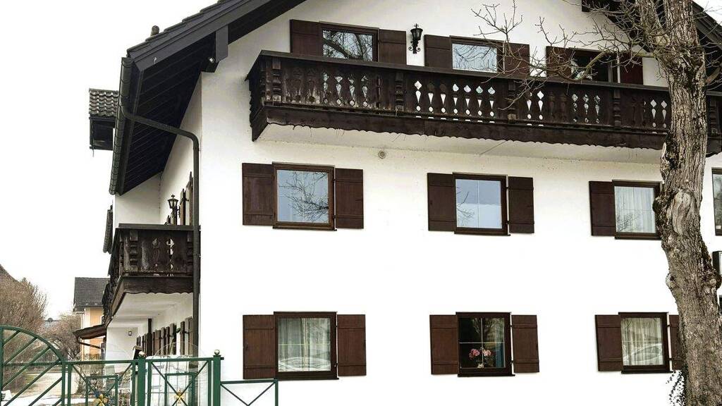 Praxis zur Miete 1.250 € 3,5 Zimmer 91 m² Bürofläche Bruckmühl 83052