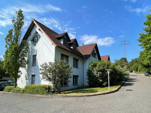 Bürogebäude zur Miete provisionsfrei 9.900 € 14 Zimmer 1.115 m² Bürofläche teilbar von 454 m² bis 1.115 m² Täleswiesenstraße 7 Jettenburg Reutlingen 72770