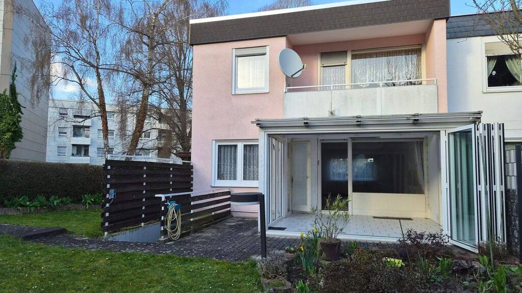 Einfamilienhaus zum Kauf 585.000 € 4 Zimmer 106 m² 304 m² Grundstück frei ab sofort Schwalbach 65824