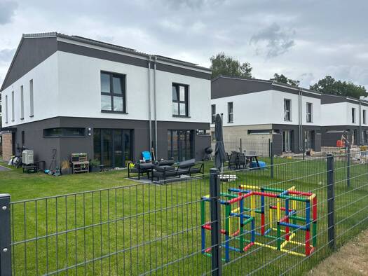 Doppelhaushälfte zur Miete 2.082 € 5 Zimmer 122,5 m² frei ab sofort Vogelsdorf Fredersdorf-Vogelsdorf 15370