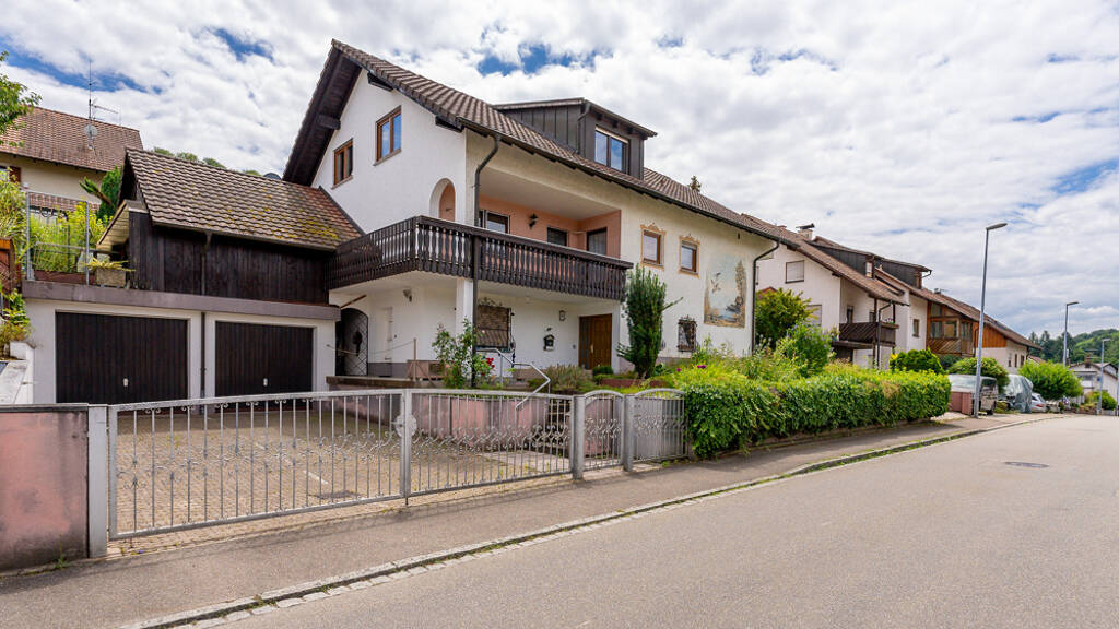 Mehrfamilienhaus zum Kauf 750.000 € 8 Zimmer 205,7 m² 722 m² Grundstück Kandern 79400