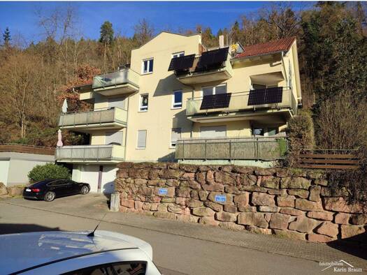 Wohnung zum Kauf 249.000 € 3,5 Zimmer 78 m² 3 Geschosse frei ab sofort Unterer Welzberg 72 Calw 75365
