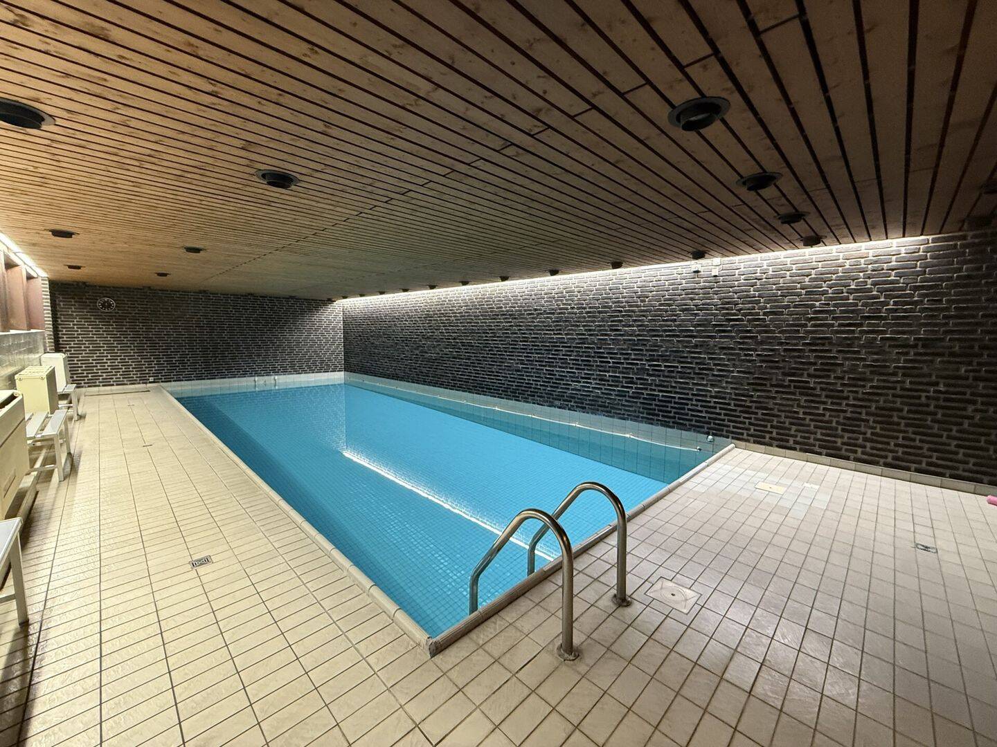 Property thumbnail 11